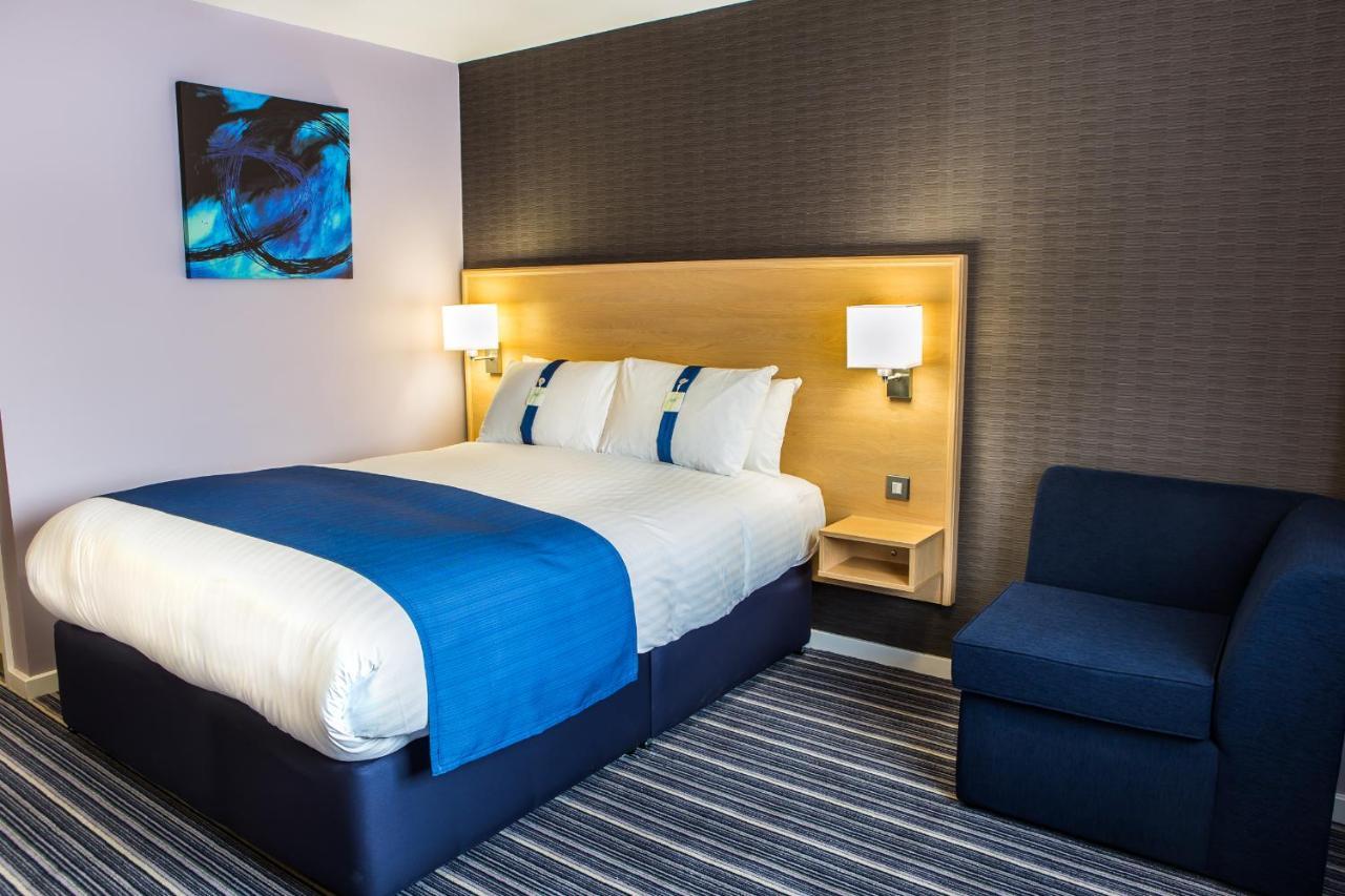 Holiday Inn Express Manchester Airport By Ihg Ringway Esterno foto
