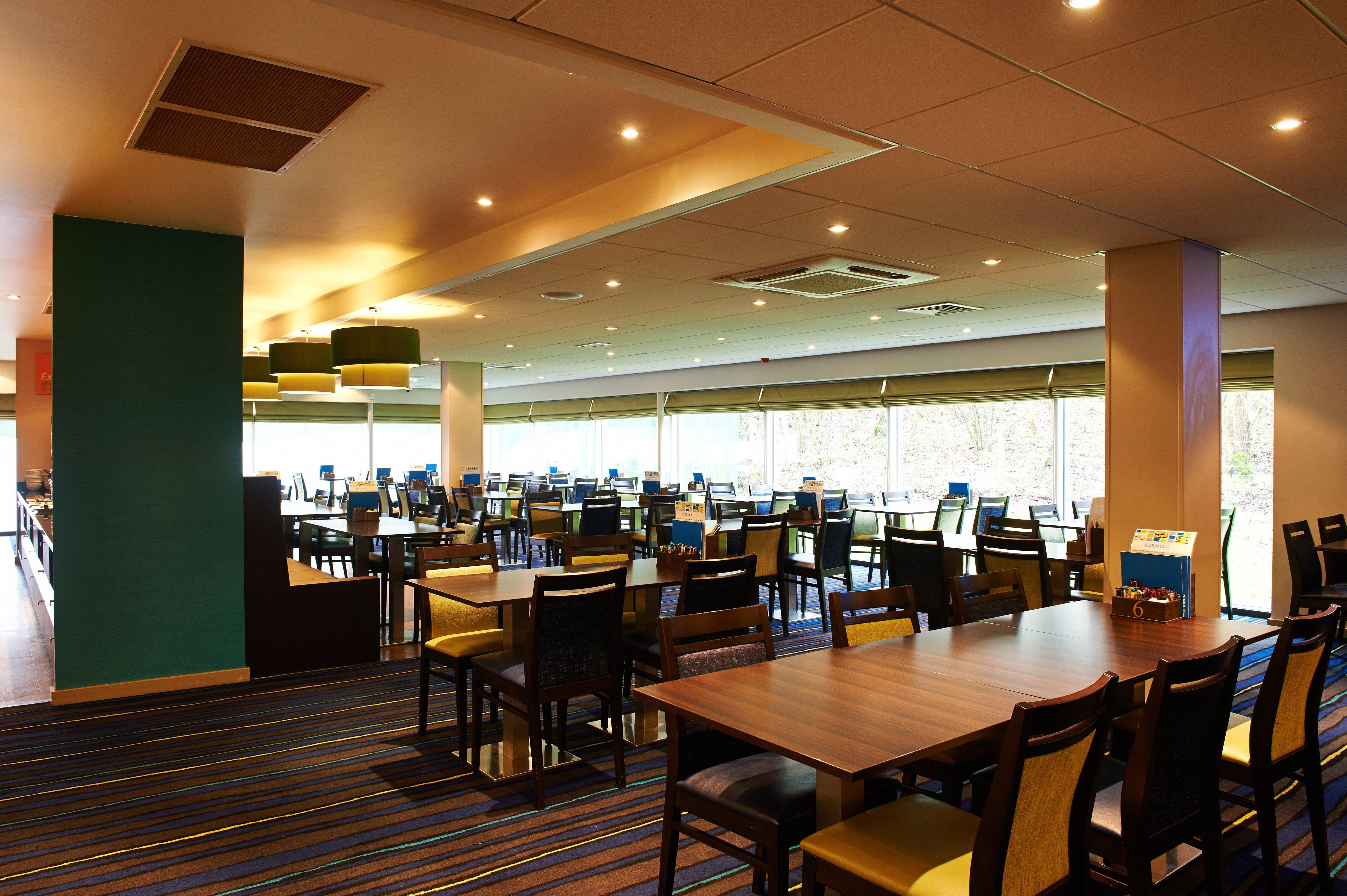 Holiday Inn Express Manchester Airport By Ihg Ringway Esterno foto