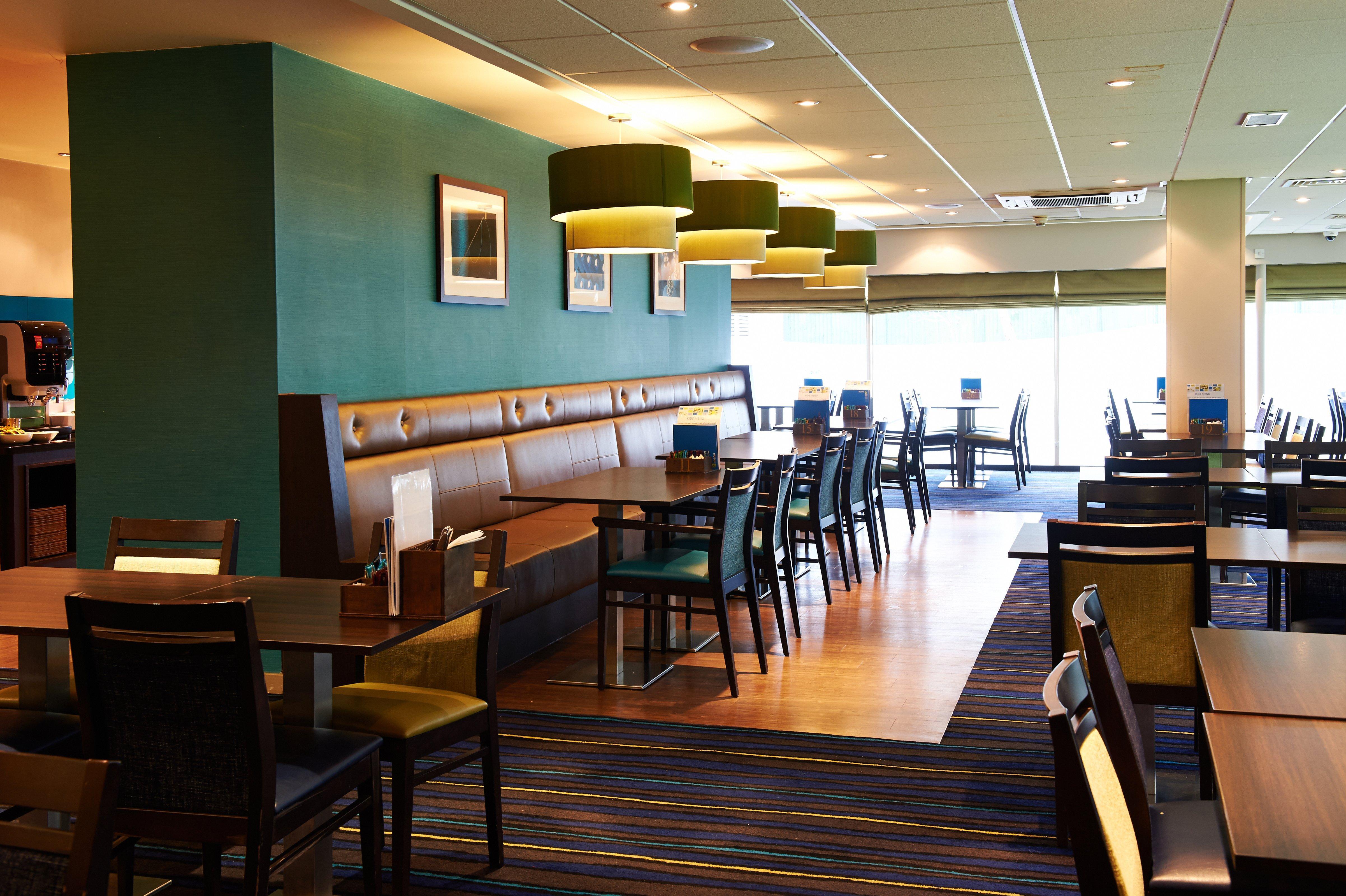 Holiday Inn Express Manchester Airport By Ihg Ringway Esterno foto