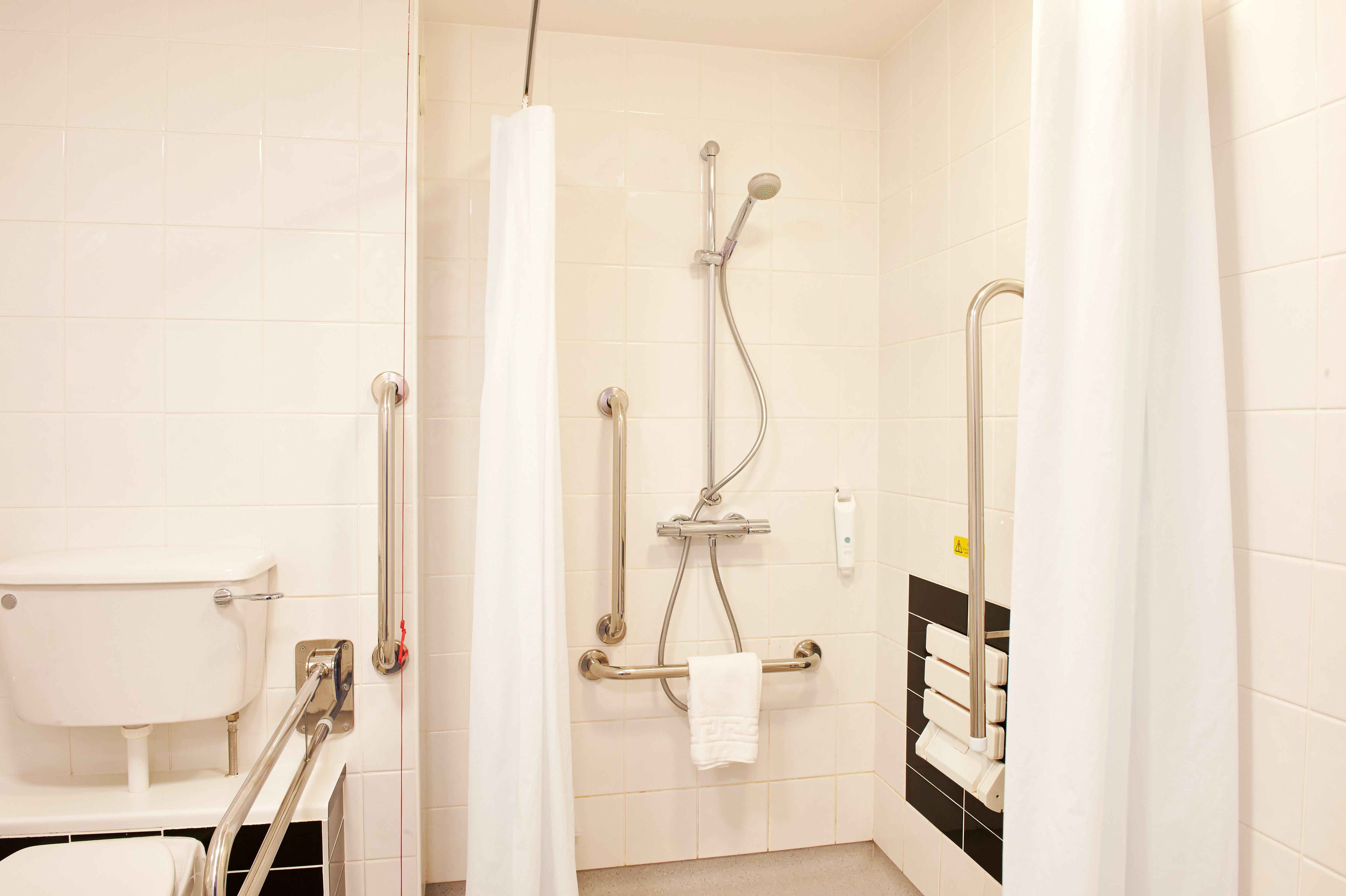 Holiday Inn Express Manchester Airport By Ihg Ringway Esterno foto